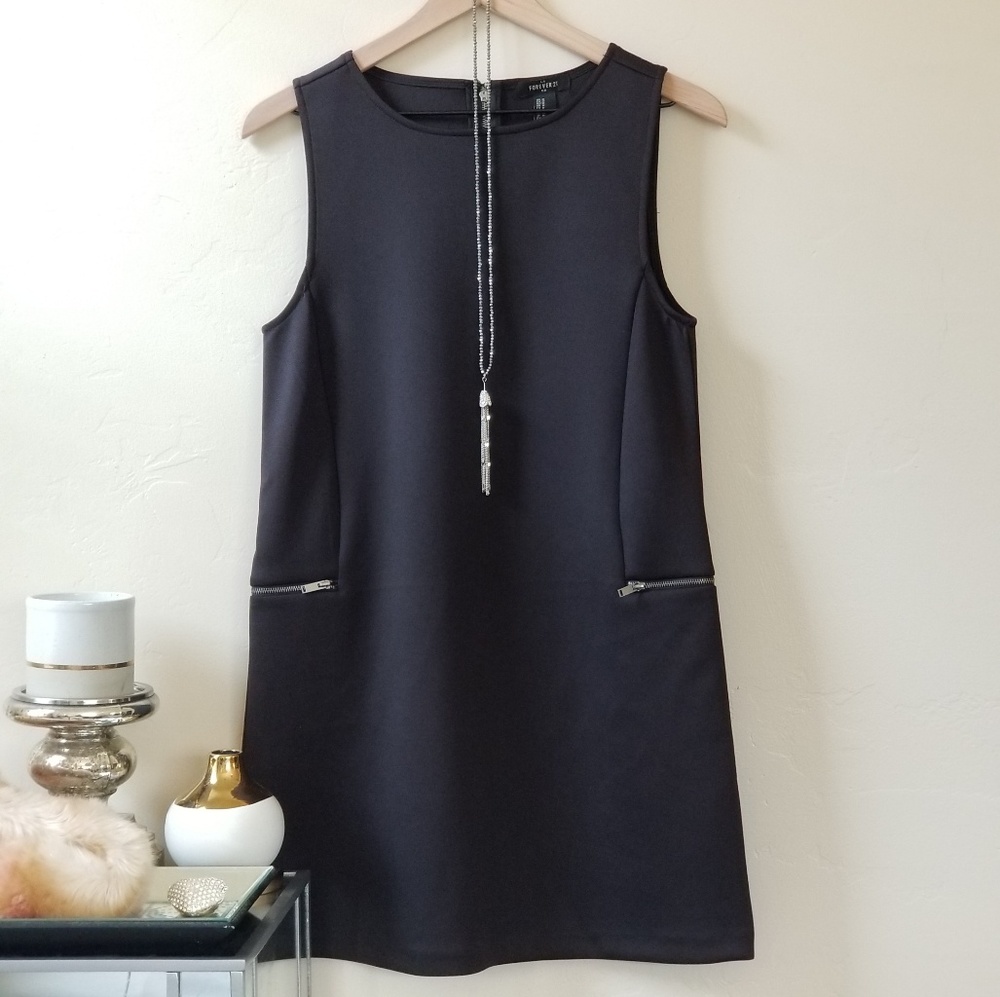 Forever 21 Shift Dress (M)